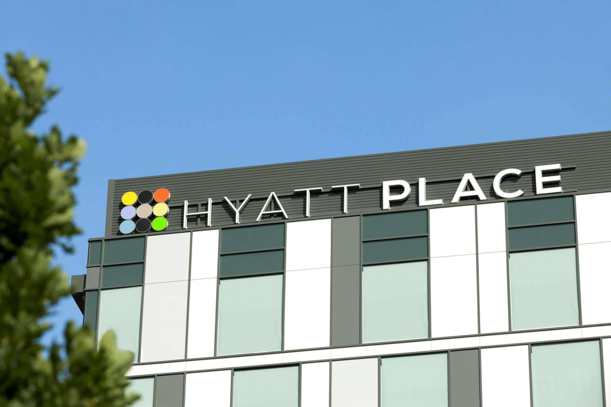 Hyatt Place West London Hayes Хейс Экстерьер фото